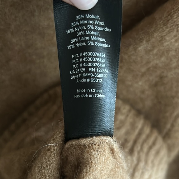 Aritzia (Babaton) Sweater - Picture 3 of 5